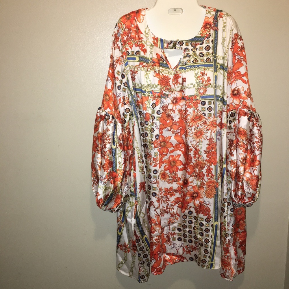 Velzera Peasant style tunic